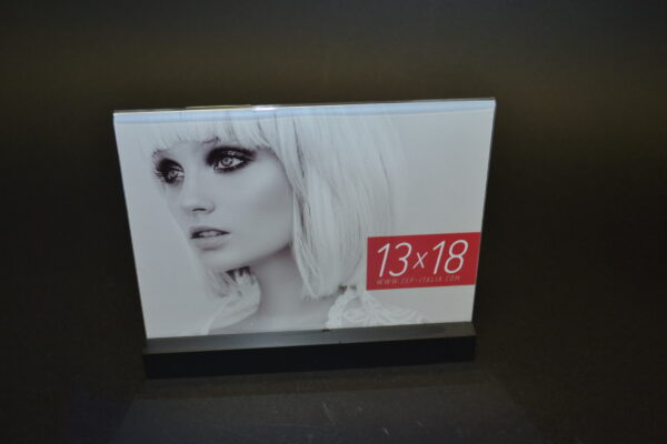 CORNICE PLEXIGLASS BASE NERA 13 X 18