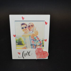 CORNICE BIANCA LOVE