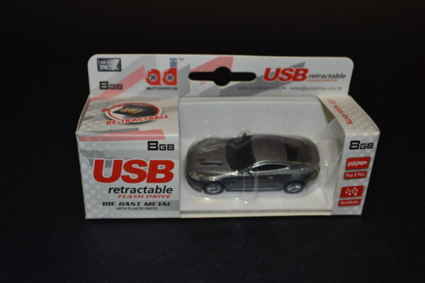 USB RETRACTABLE ASTON MARTIN