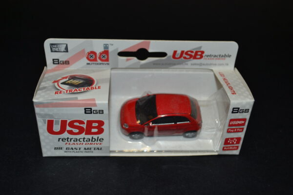 USB RETRACTABLE FIAT 500