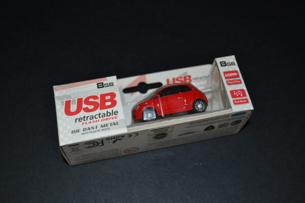 USB RETRACTABLE FIAT 500 - immagine 2