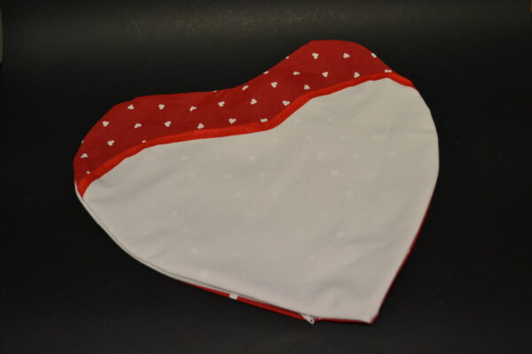 CUSCINO CUORE ROSSO - immagine 2
