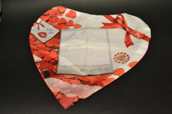 CUSCINO CUORE KISS ME